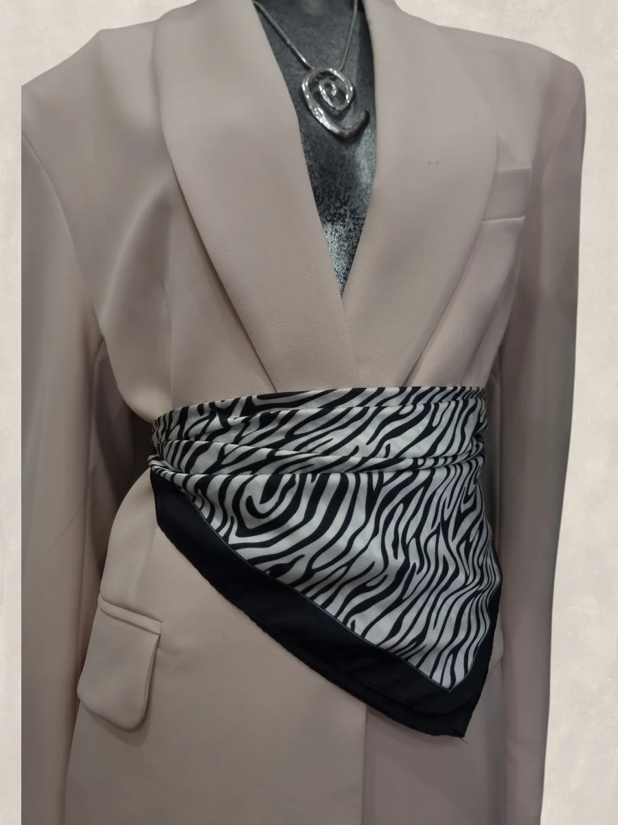 Mαντήλι ζεβρέ