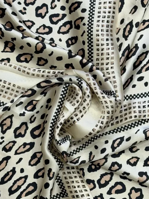 Λεοπάρ ανοιχτόχρωμο μαντήλι
