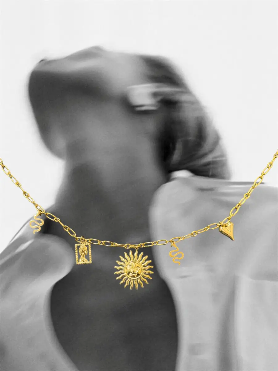 Κολιέ με charms "ήλιο"