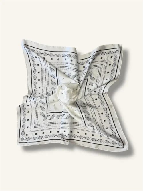 Μαντήλι με λαχούρια