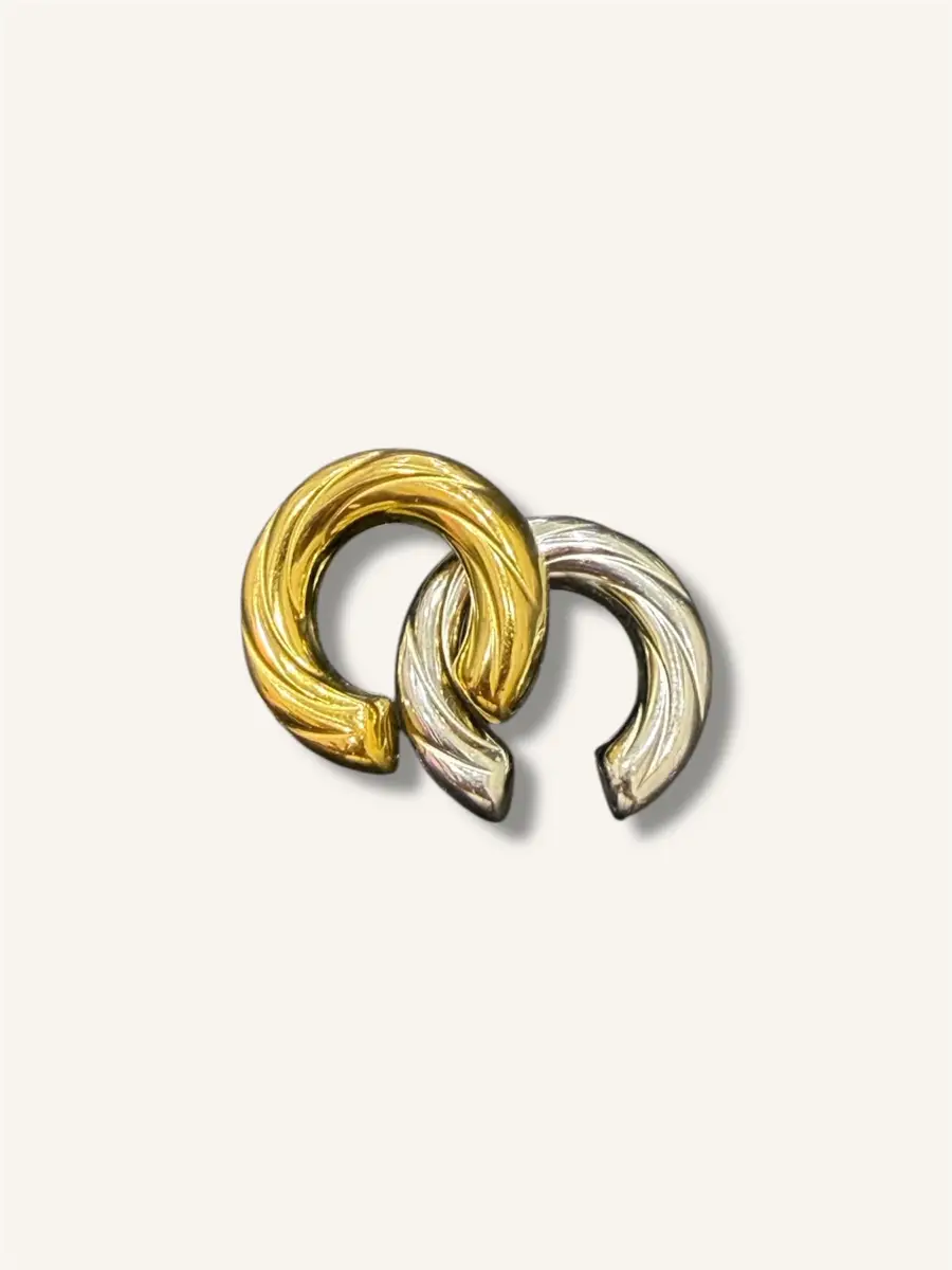 Ανάγλυφο earcuff